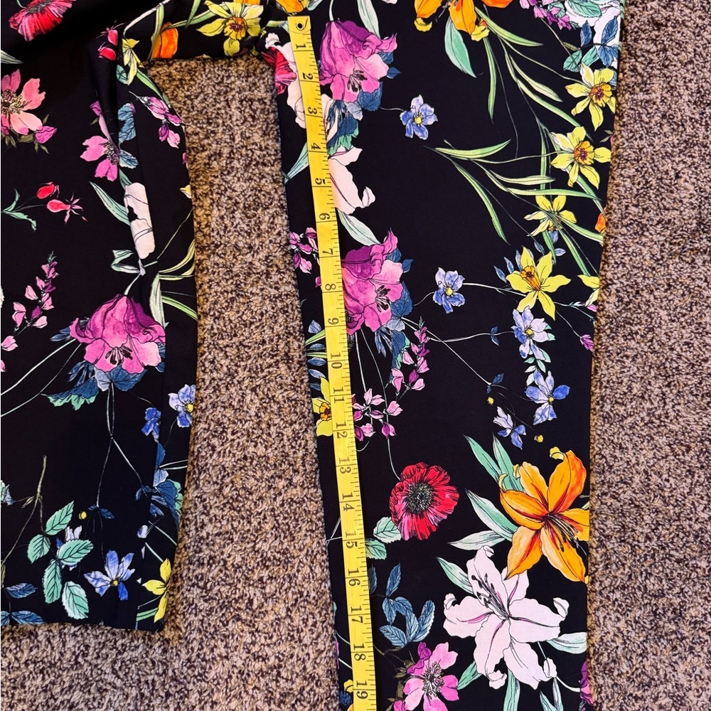 Tribal Floral Print Womens Capri Pants Sz 10 Dark Navy Blue Multi Color Flowers - Picture 9 of 9
